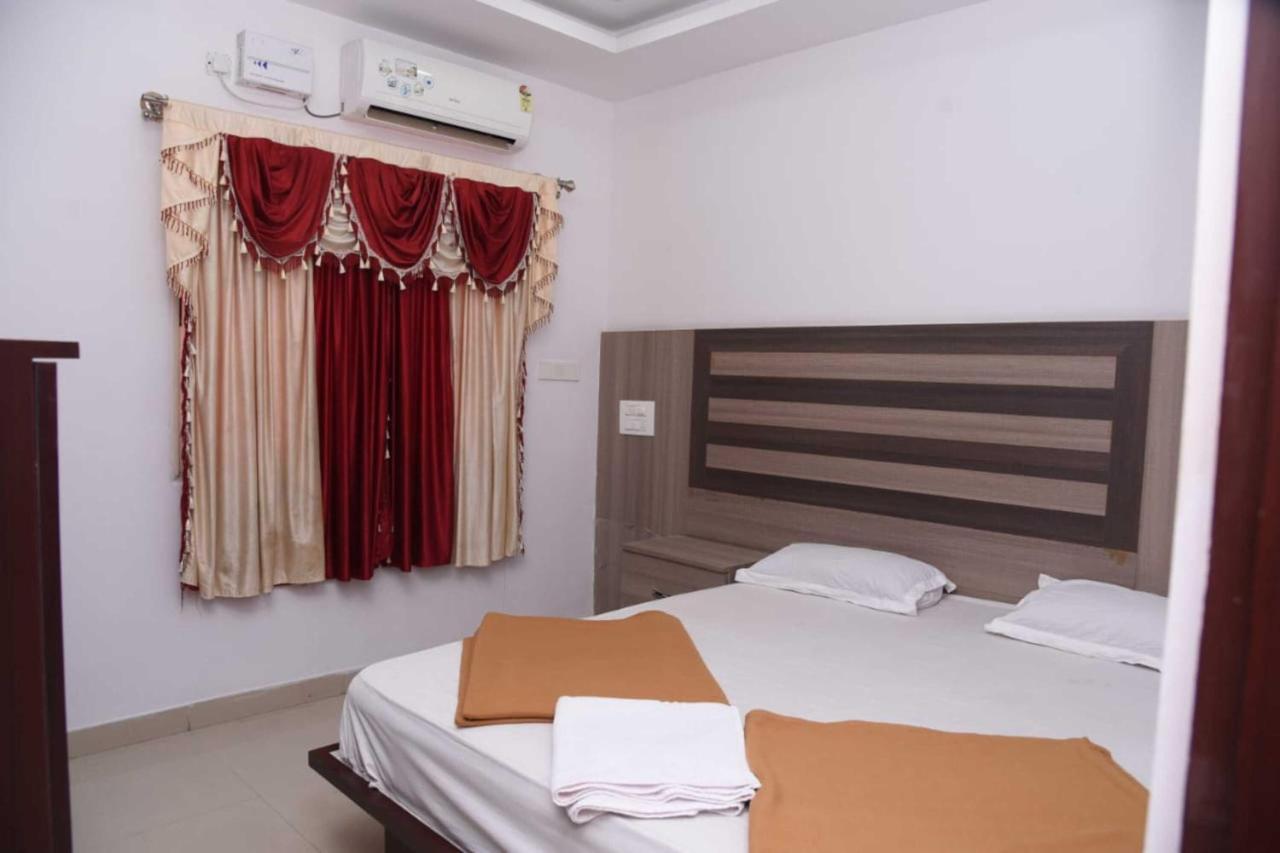 Star Bliss Plaza Hotel Bangalore Exterior foto